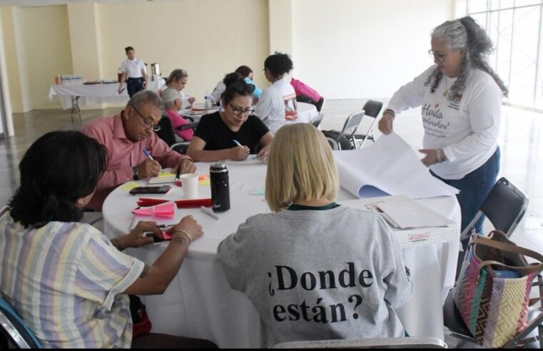 Familiares de personas desaparecidas participan en taller de autocuidado en el Congreso de Oaxaca•