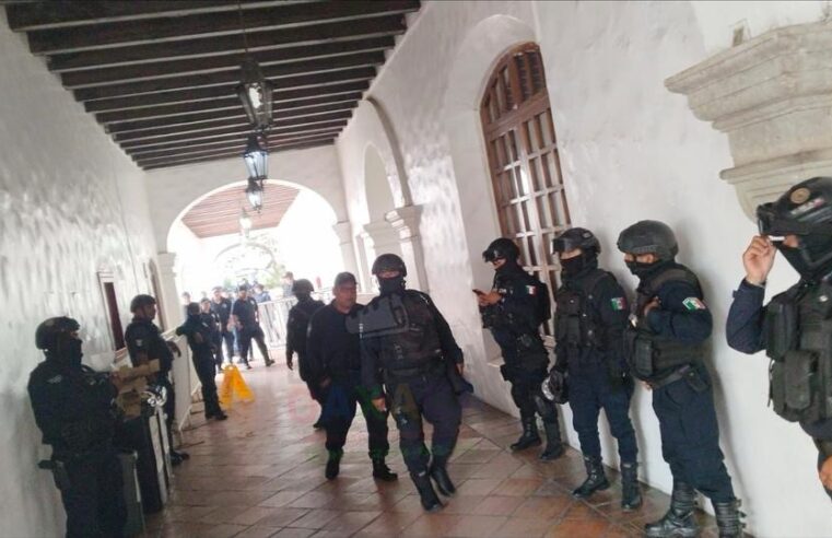 Policías Municipales estallan en paro: abandonarán la vigilancia en las actividades de la Guelaguetza