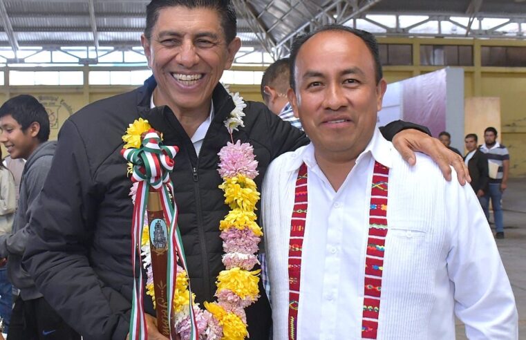 Acompaña Sergio López Sánchez a Gobernador de Oaxaca para atender al pueblo de la Mixteca