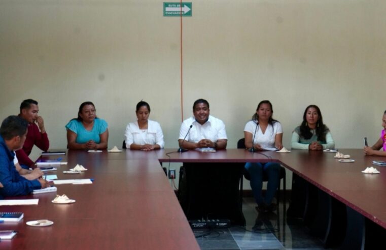 Presentan en el Congreso de Oaxaca iniciativa ciudadana para impulsar la paridad modulada