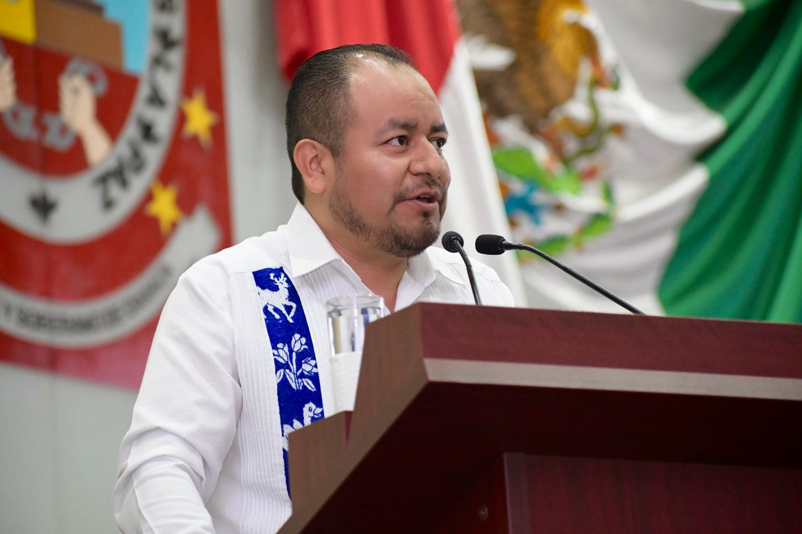 Propone Israel López Sánchez declarar como patrimonio cultural al atuendo femenino de San Pablo Tijaltepec, para frenar plagio