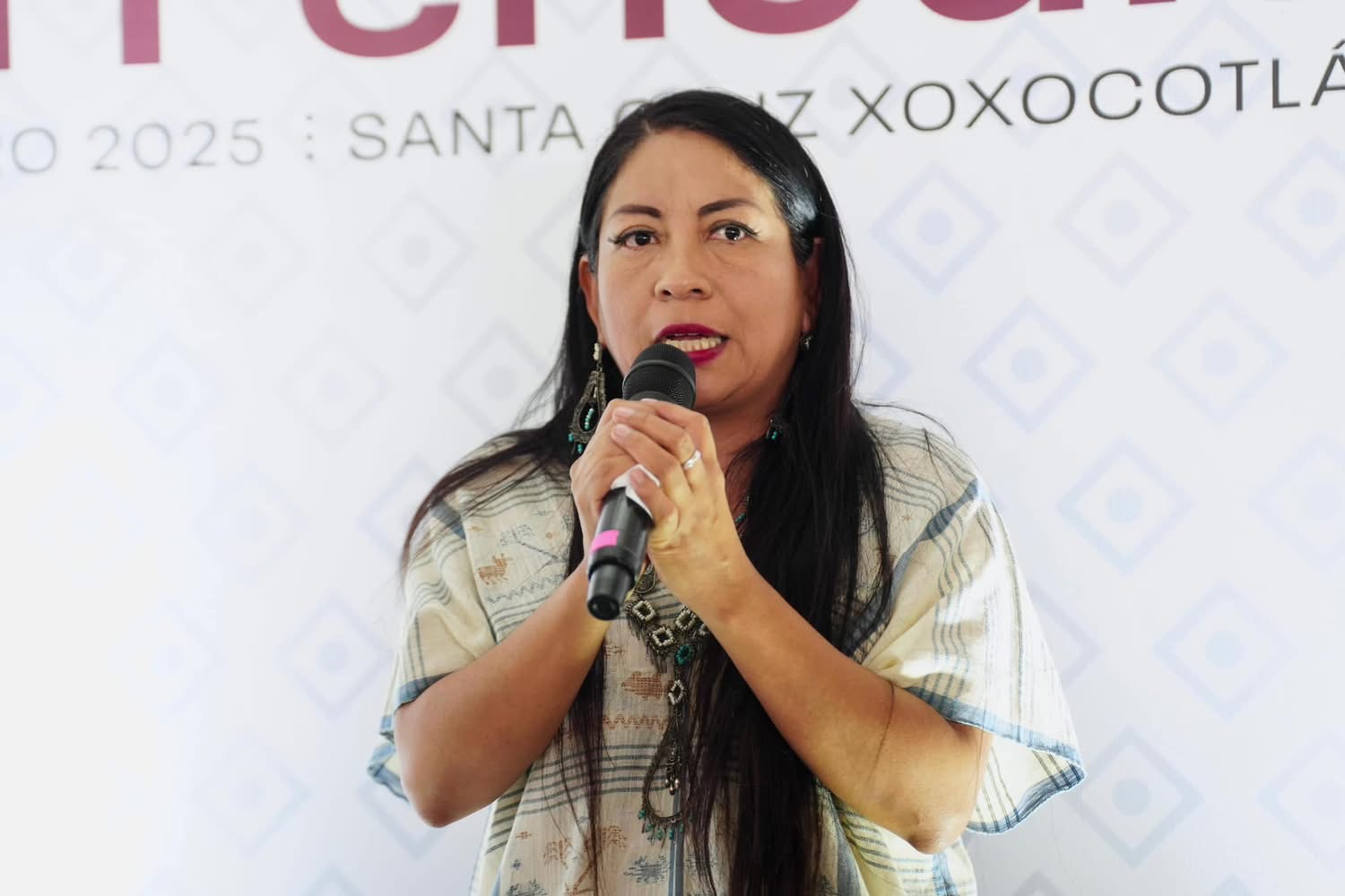 Nancy Benítez refrenda su compromiso con la libertad de expresión
