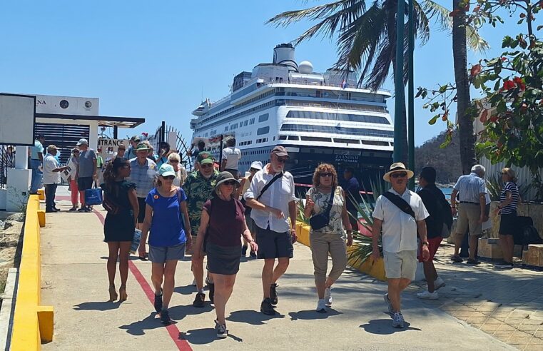 Más de 60 mil turistas disfrutaron en Oaxaca del puente vacacional