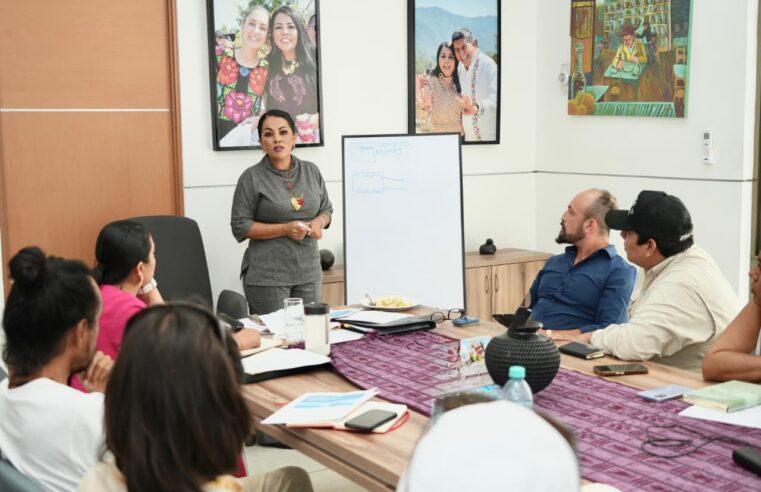 Saymi Pineda refuerza el trabajo conjunto con municipios de la Costa Oaxaqueña