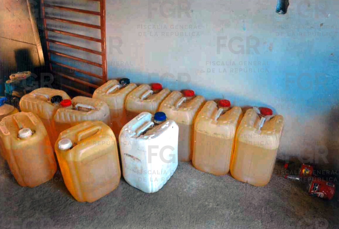 Un hombre almacenaba y vendía ilícitamente combustible en Soledad Etla: ya fue vinculado a proceso