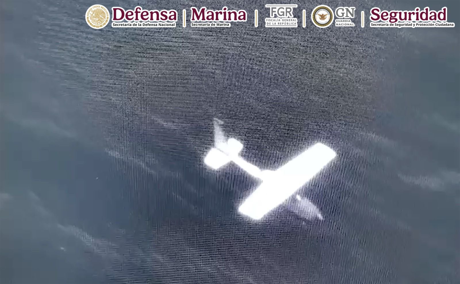 Interceptan en Oaxaca una avioneta que transportaba más de media tonelada de cocaína