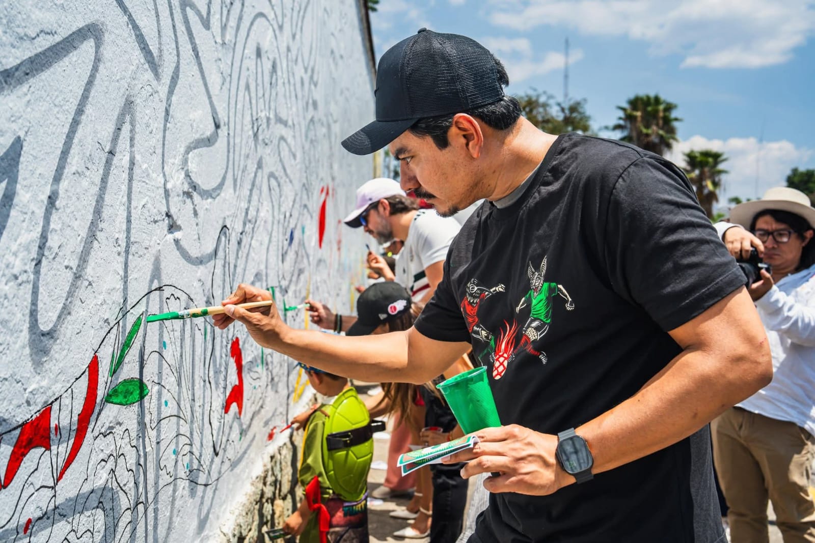 Inicia la elaboración del mural mundialista