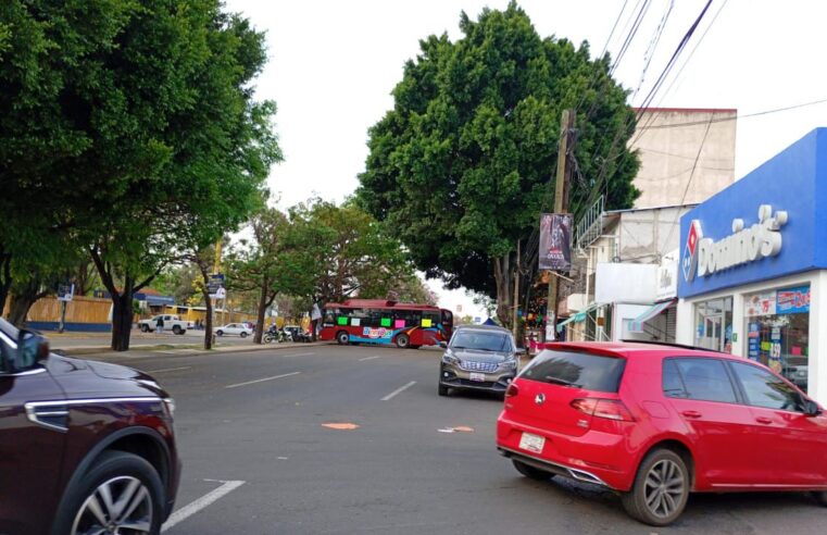 Dinero para rifas, regalos y convivencias piden los «maestros»