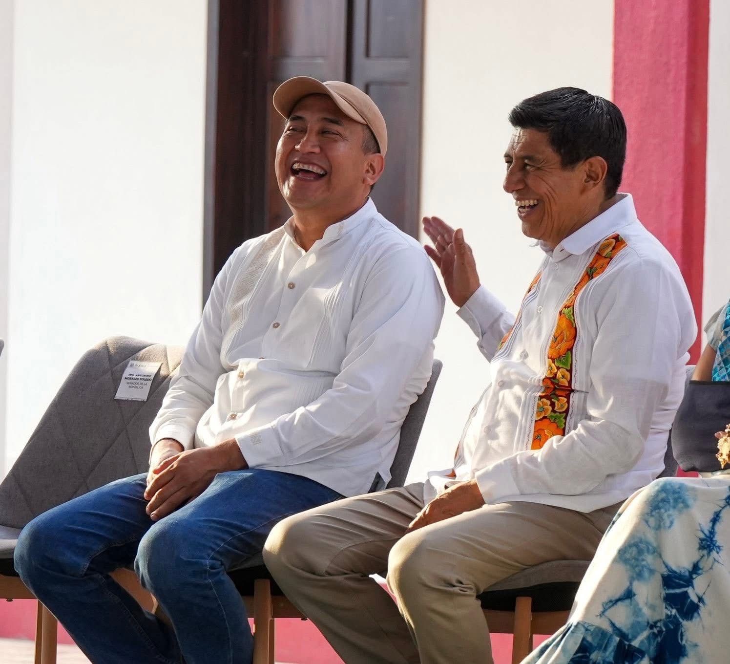 El Senador Antonino Morales Toledo acompañó al Gobernador de Oaxaca en su gira por el Istmo