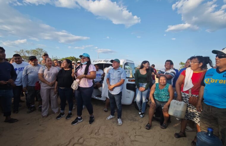 Pedro Bladimir “Chepe Fuco” refrenda compromiso con vecinos de la colonia 19 de Mayo
