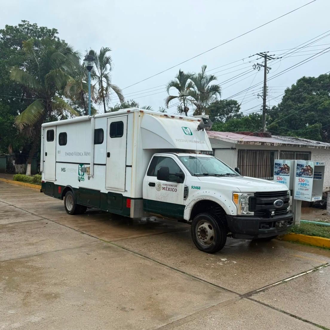 Refuerza IMSS Oaxaca capacidad de respuesta con Unidades Médicas Móviles en la región Costa