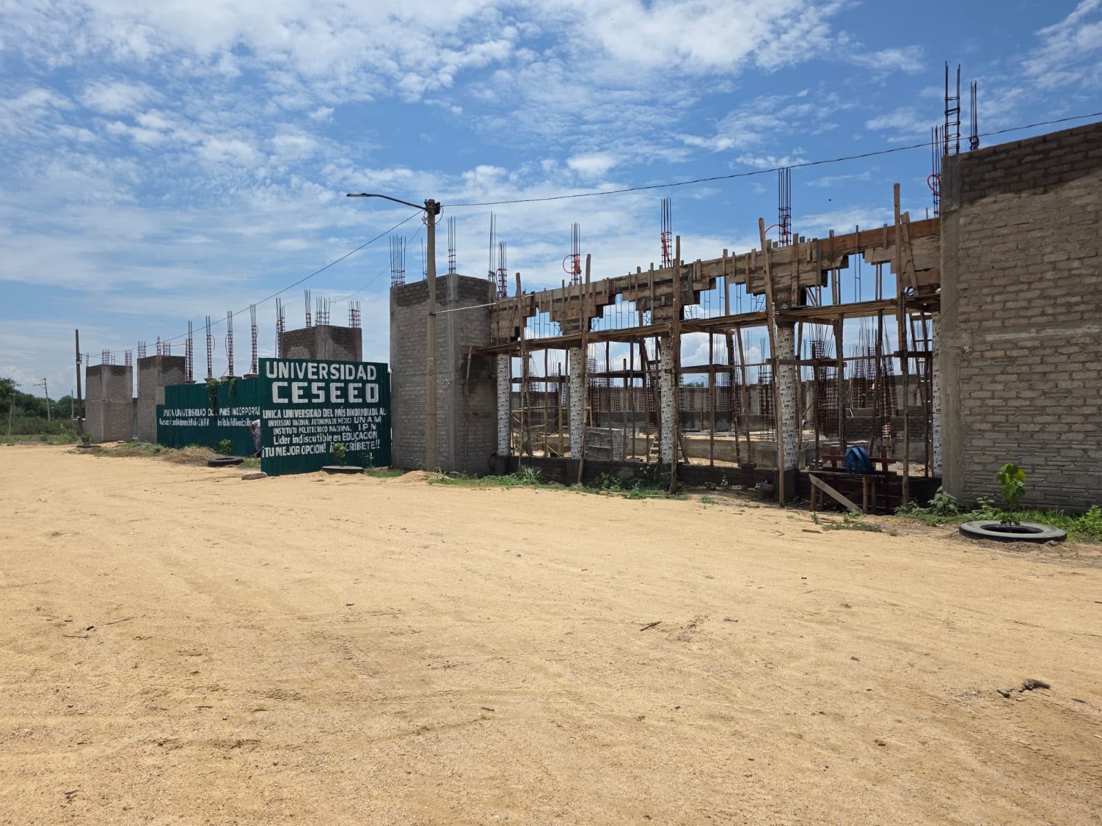 El crimen organizado impone el miedo, extorsión y violencia: frenan construcción de universidad en Juchitán