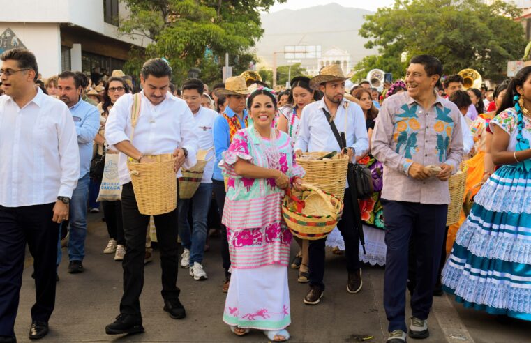 Miles de personas llenan las calles de Oaxaca; la Calenda de las Culturas confirma el éxito de la Guelaguetza 2026