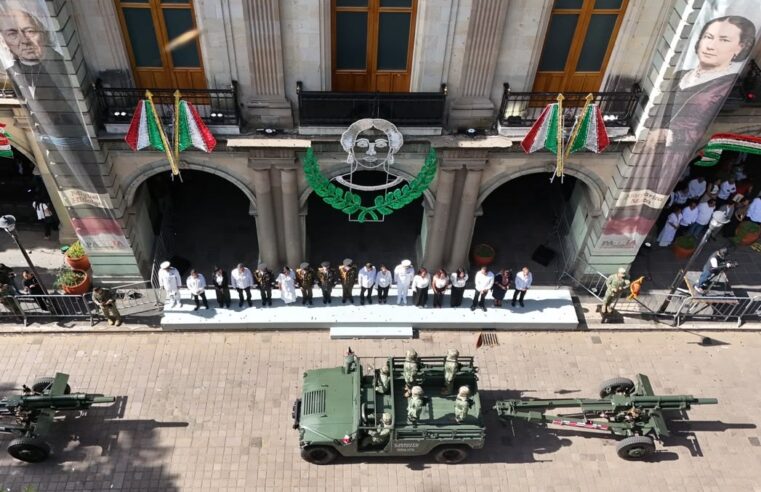 Encabeza Salomón Jara Desfile Cívico-Militar por el 216 Aniversario del inicio de la Independencia de México