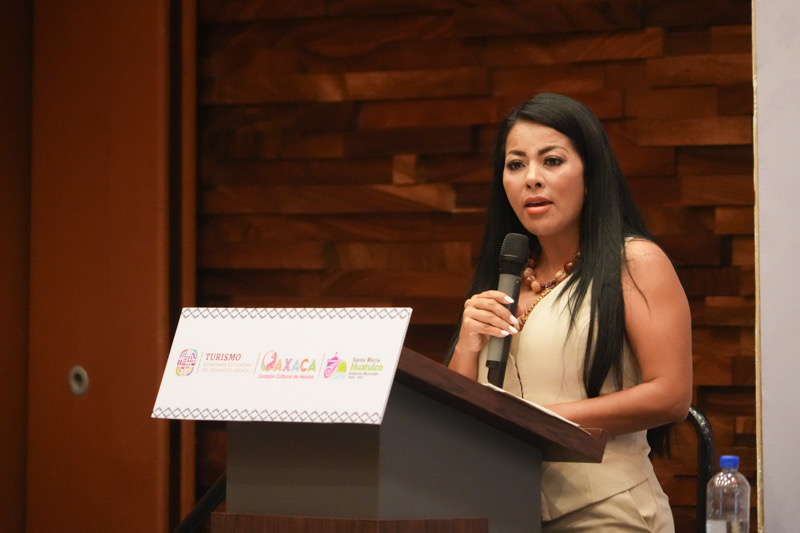 Con capacitación, Huatulco se alista para la próxima temporada de cruceros: Saymi Pineda