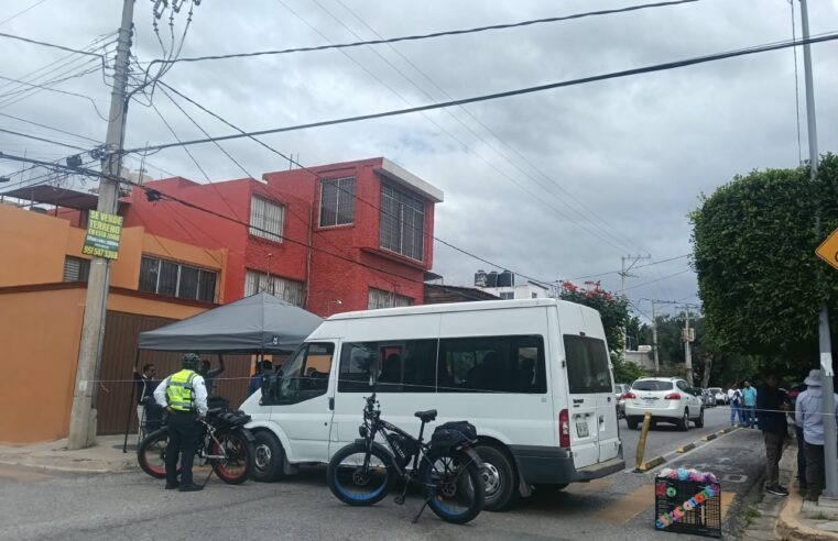 Trabajadores del IEEPO bloquean cinco puntos de Oaxaca; caos vial en la capital