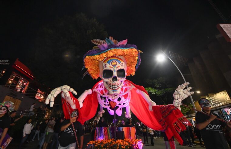 ¡Oaxaca se va de comparsa! Este 31 de octubre las calles se llenarán de música, danza y tradición