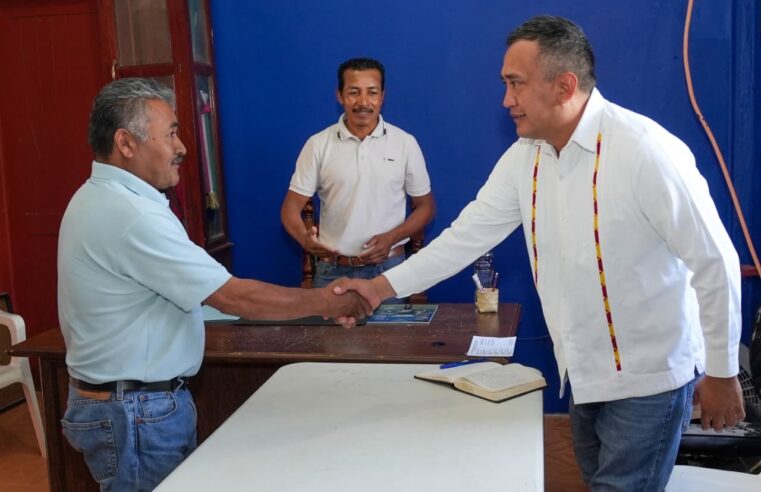 CONTINÚA ANTONINO MORALES RECORRIENDO OAXACA COMO SENADOR DE TERRITORIO