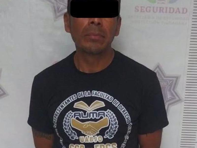 Detienen a coordinador de la Facultad de Derecho de la UABJO por presunta portación de arma